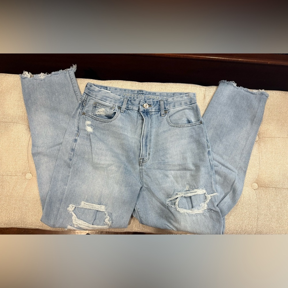 American Eagle Outfitters Light Blue Distressed Jeans